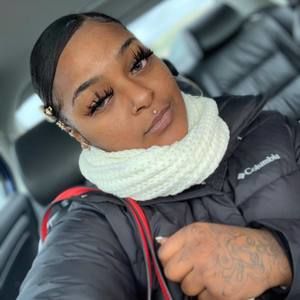 Meet your Posher, Hola